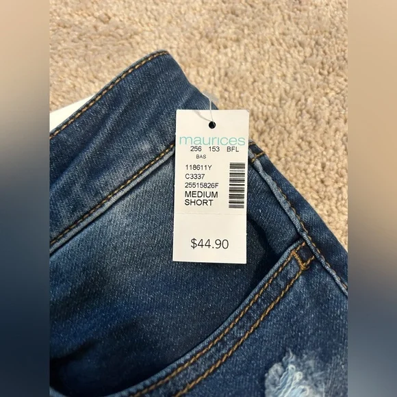NWT Women's Distressed Blue Jeans from Maurice’s - Picture 4 of 5